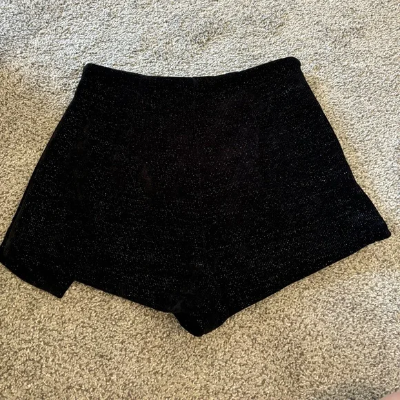 CIDER Metallic Envelope Skort - Picture 4 of 5